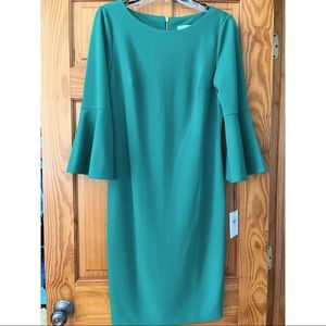 Kelly Green Calvin Klein dress 💚